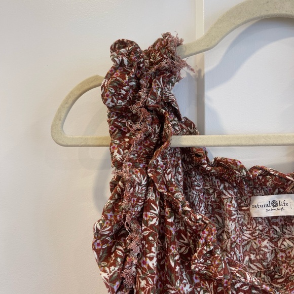 Natural Life Floral Ruffle Top - Picture 5 of 6